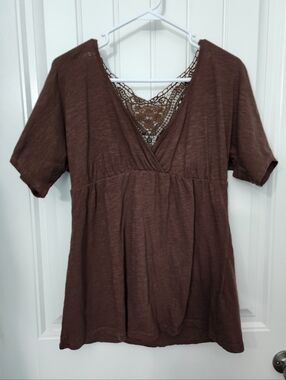 Eyelash Couture Brown V-Neck Lace Inset Tunic Top, Size XL
